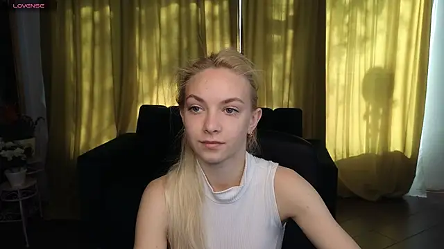 Snapshot of SonnySofia chatting on 6, 5, 2026 SonnySofia online show from 6, 5, 2026