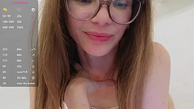 Snapshot of mmmay_day chatting on 30, 4, 2026 mmmay day online show from 30, 4, 2026