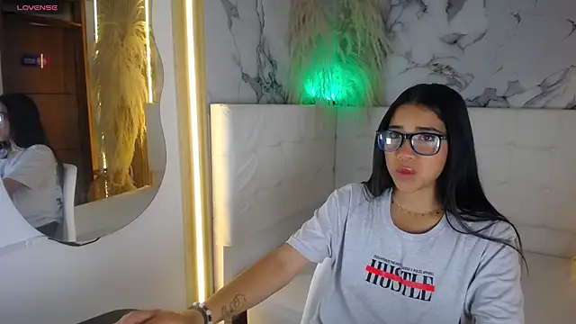 Snapshot of Taliasweet chatting on 18, 4, 2026 Taliasweet online show from 18, 4, 2026