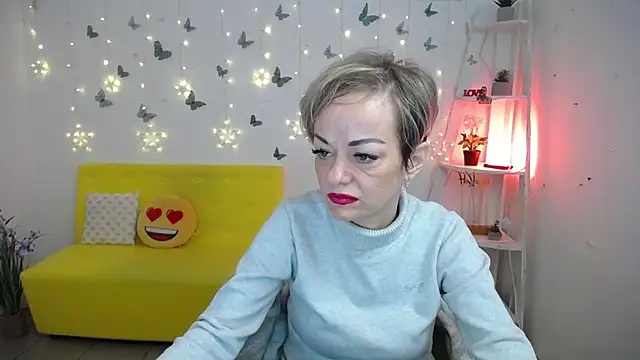 Snapshot of NikaMayu chatting on 5, 5, 2026 NikaMayu online show from 5, 5, 2026