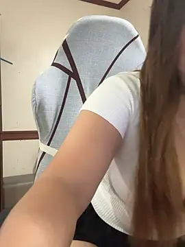 avasofiax online show from 9, 4, 2026