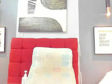 Snapshot of Laura_vega23 chatting on 8, 4, 2026 Laura vega23 online show from 8, 4, 2026