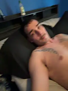 Snapshot of dloc120 chatting on 6, 4, 2026 dloc120 online show from 6, 4, 2026