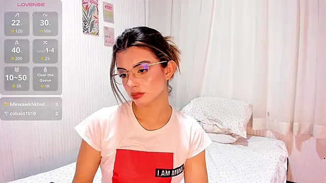 Snapshot of katyRousseX_ chatting on 20, 6, 2026 katyRousseX online show from 20, 6, 2026