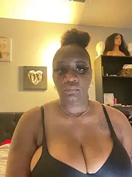 Snapshot of amberchill26 chatting on 3, 6, 2026 amberchill26 online show from 3, 6, 2026