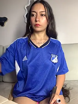 DulceLatinaxo online show from 16, 4, 2026