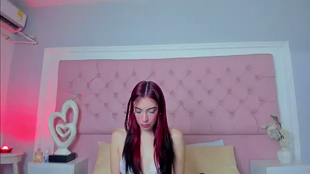 Snapshot of DannaFlame_ chatting on 28, 5, 2026 DannaFlame online show from 28, 5, 2026