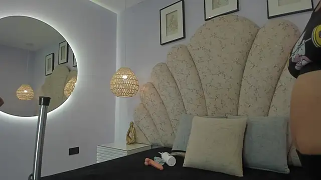 Snapshot of zoe_blosson chatting on 21, 4, 2026 zoe blosson online show from 21, 4, 2026