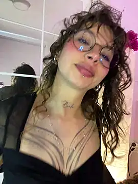 Snapshot of Dreanaa chatting on 23, 4, 2026 Dreanaa online show from 23, 4, 2026