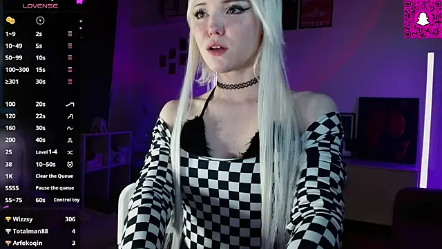 Snapshot of evianlui chatting on 19, 5, 2026 evianlui online show from 19, 5, 2026