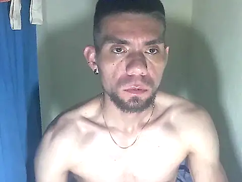 Snapshot of thomas2wood chatting on 22, 5, 2026 thomas2wood online show from 22, 5, 2026