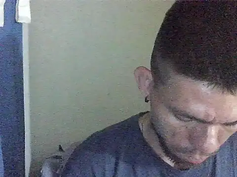 Snapshot of thomas2wood chatting on 24, 5, 2026 thomas2wood online show from 24, 5, 2026