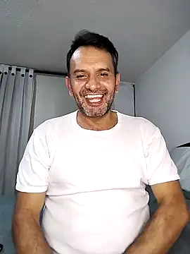 Snapshot of Senkoreman_hard chatting on 17, 4, 2026 Senkoreman hard online show from 17, 4, 2026