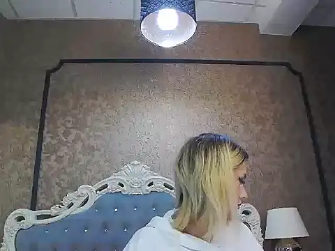 Snapshot of Ivy_Quin chatting on 15, 4, 2026 Ivy Quin online show from 15, 4, 2026