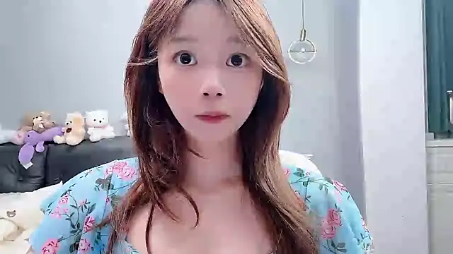 Lilababy00 online show from 10, 5, 2026