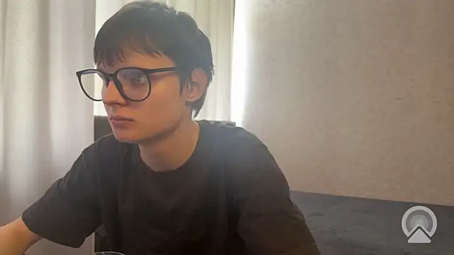 Snapshot of dalvos chatting on 24, 4, 2026 dalvos online show from 24, 4, 2026