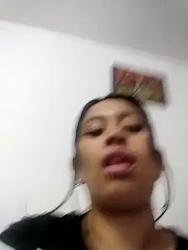 Snapshot of brithany_blaze chatting on 8, 4, 2026 brithany blaze online show from 8, 4, 2026