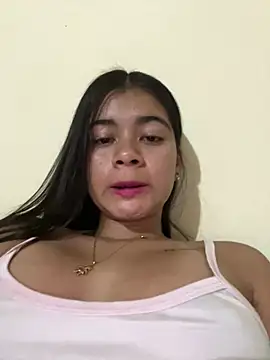 Snapshot of Kloe_zaf chatting on 23, 6, 2026 Kloe zaf online show from 23, 6, 2026