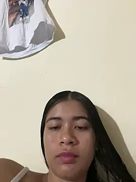 Snapshot of Kloe_zaf chatting on 25, 6, 2026 Kloe zaf online show from 25, 6, 2026
