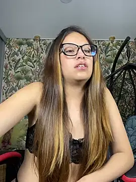 Ambar Zaf online show from 5, 5, 2026