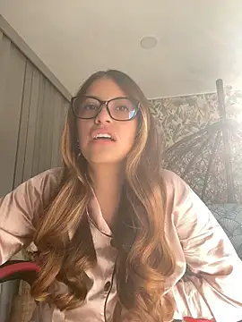 Ambar Zaf online show from 28, 5, 2026
