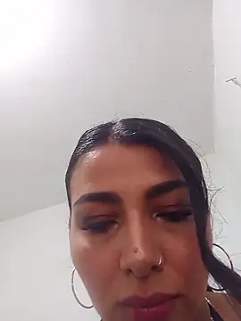 Snapshot of Antonella-corruso chatting on 29, 5, 2026 Antonella-corruso online show from 29, 5, 2026