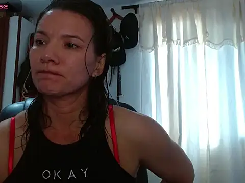 Snapshot of valery_fitt chatting on 15, 4, 2026 valery fitt online show from 15, 4, 2026