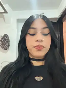 Snapshot of Kattze_ chatting on 29, 4, 2026 Kattze online show from 29, 4, 2026