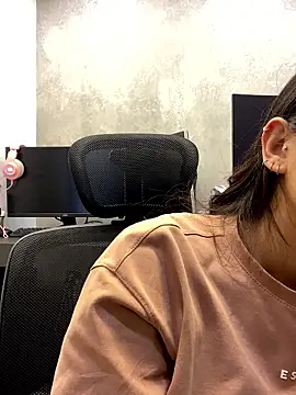 Hana-Parker online show from 15, 5, 2026