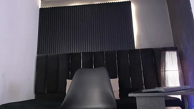 Snapshot of Logan_Steel chatting on 17, 6, 2026 Logan Steel online show from 17, 6, 2026