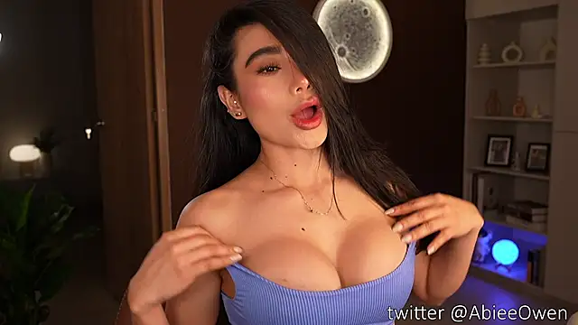 Abieowen4 online show from 24, 6, 2026