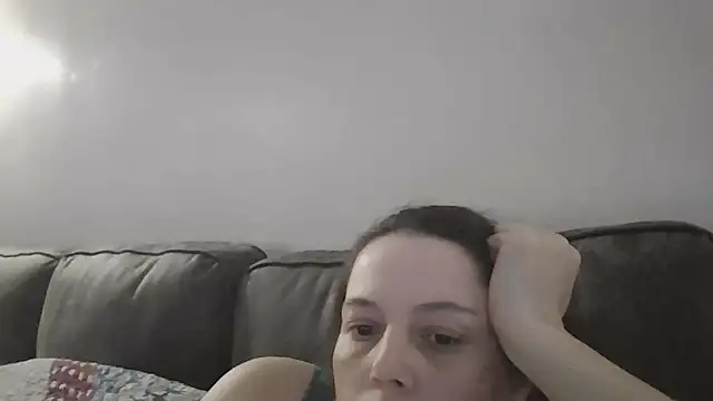 lily1982 online show from 26, 4, 2026