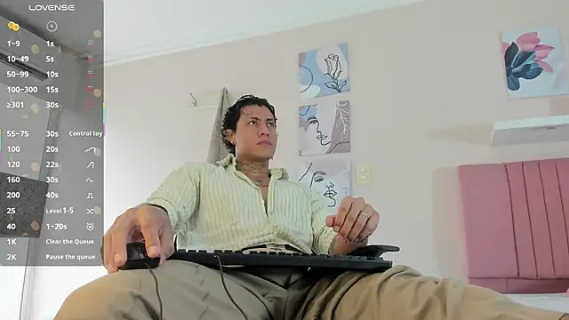 Snapshot of Damian_Romanoff chatting on 14, 5, 2026 Damian Romanoff online show from 14, 5, 2026