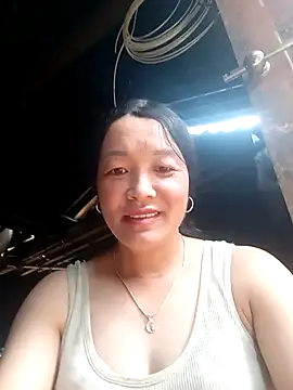 Snapshot of vanlucky2 chatting on 14, 4, 2026 vanlucky2 online show from 14, 4, 2026