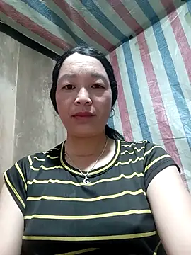 Snapshot of vanlucky2 chatting on 16, 4, 2026 vanlucky2 online show from 16, 4, 2026