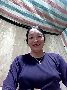 Snapshot of vanlucky2 chatting on 5, 5, 2026 vanlucky2 online show from 5, 5, 2026