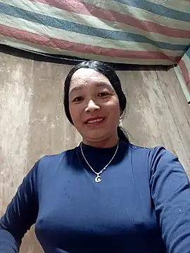 Snapshot of vanlucky2 chatting on 10, 5, 2026 vanlucky2 online show from 10, 5, 2026