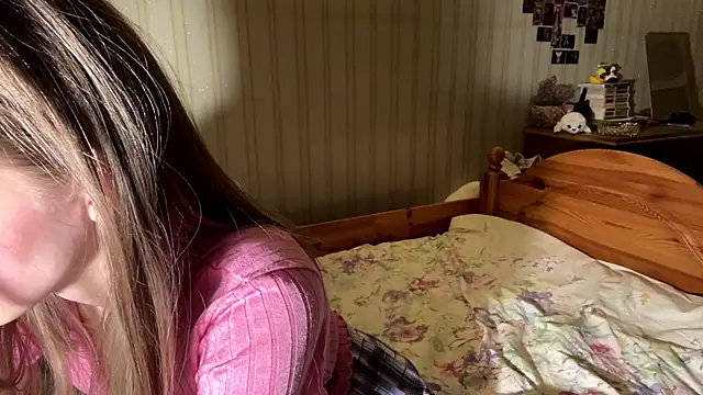 BambiBlush online show from 14, 4, 2026