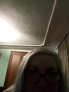 Snapshot of AureliaSky598 chatting on 25, 4, 2026 AureliaSky598 online show from 25, 4, 2026