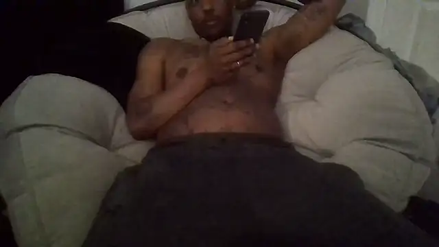 Snapshot of zdaddymm chatting on 5, 5, 2026 zdaddymm online show from 5, 5, 2026
