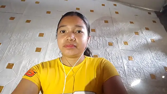 CecileLighty online show from 11, 4, 2026