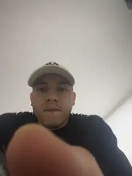 Max valiant online show from 15, 4, 2026