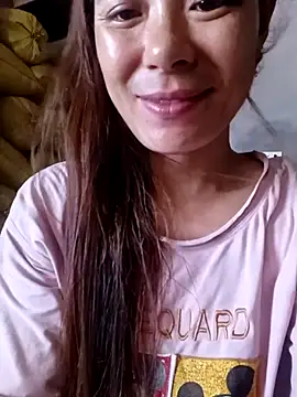 Snapshot of mia0033 chatting on 21, 7, 2026 mia0033 online show from 21, 7, 2026