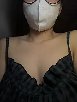 Tieu Vy online show from 13, 4, 2026