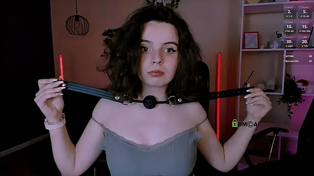Snapshot of mia_mooon_ chatting on 16, 5, 2026 mia mooon online show from 16, 5, 2026