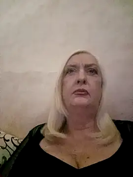 Snapshot of Julia20X chatting on 14, 4, 2026 Julia20X online show from 14, 4, 2026