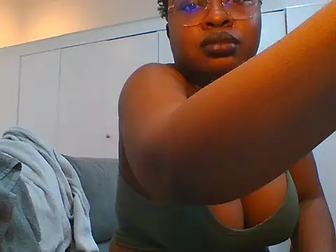 Snapshot of TwerkingTemptress chatting on 6, 5, 2026 TwerkingTemptress online show from 6, 5, 2026