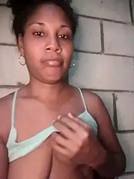 Snapshot of Lili-Sex chatting on 5, 7, 2026 Lili-Sex online show from 5, 7, 2026