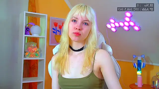 HannahHollis online show from 10, 6, 2026