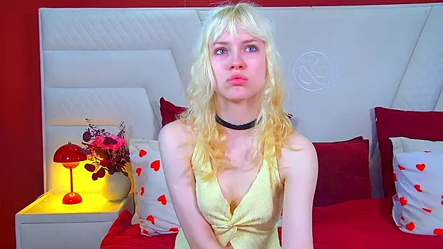 HannahHollis online show from 16, 6, 2026
